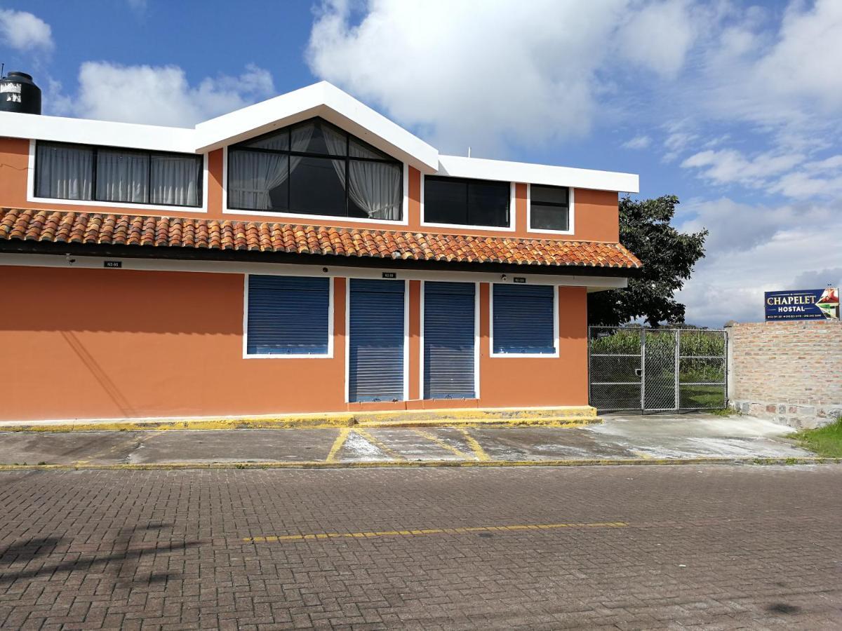 Chapelet Hostal Tababela Kültér fotó
