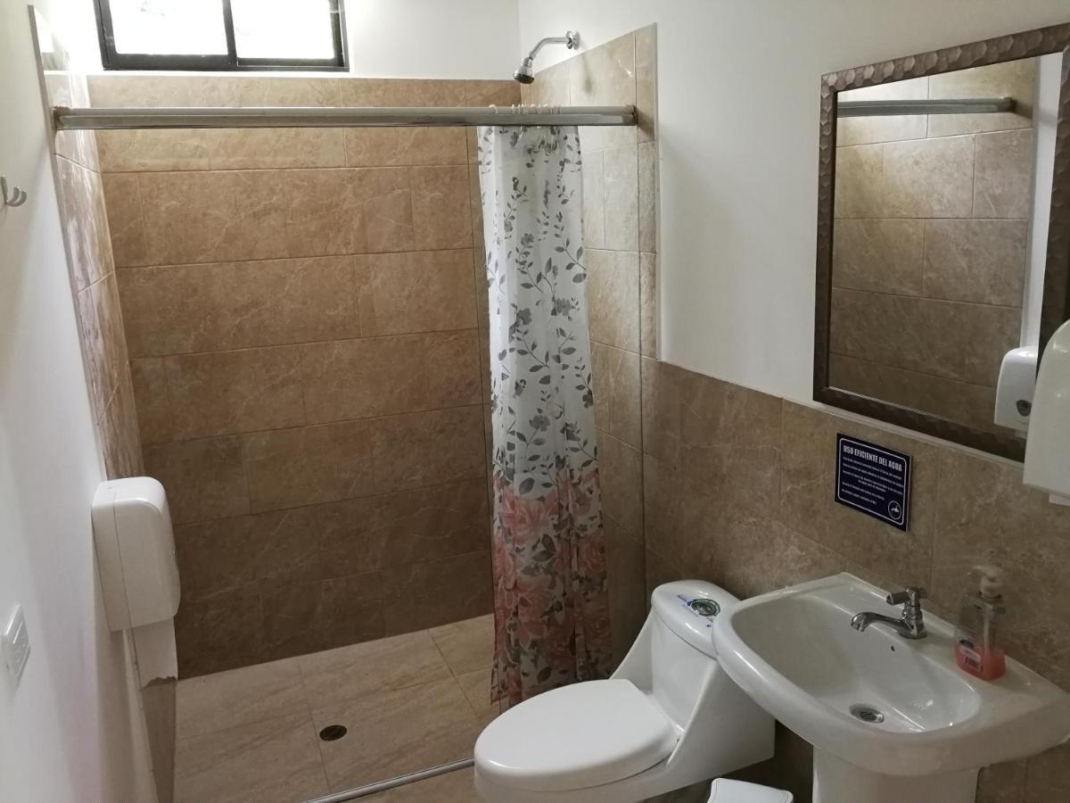 Chapelet Hostal Tababela Kültér fotó